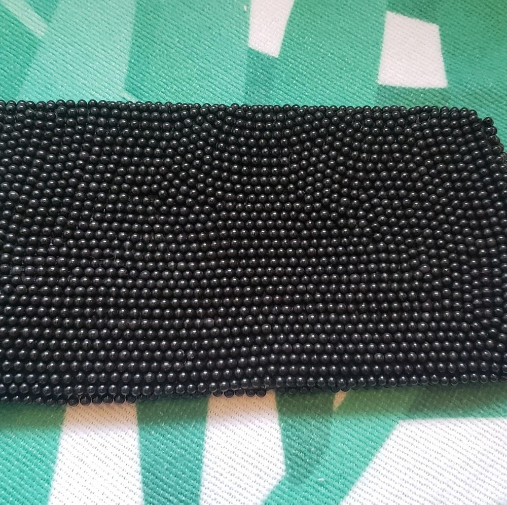 Vintage beaded clutch - Picture 3 of 6